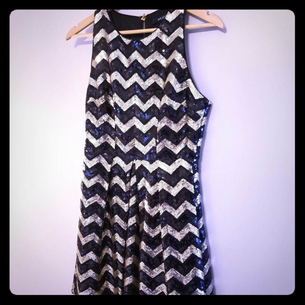 Ark & Co sequined chevron party dress